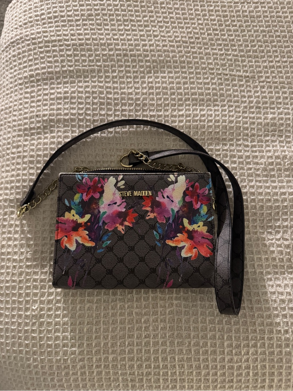 Steve Madden Brown Crossbody Bag with Multicolor Floral Print